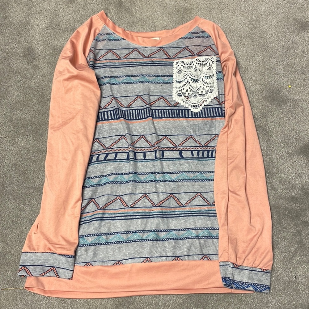 Tribal long sleeve shirt. Size S